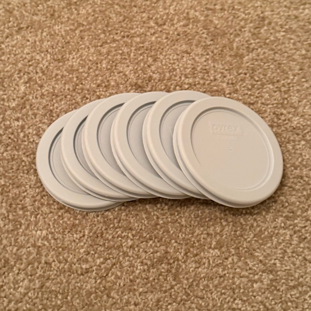 Pyrex 1 Cup Round Lids - 7202